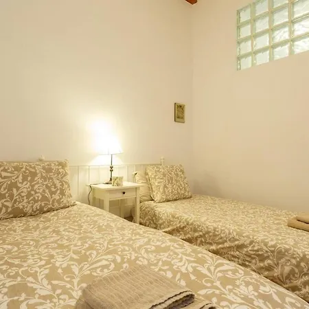 Arboli شقة كاديز